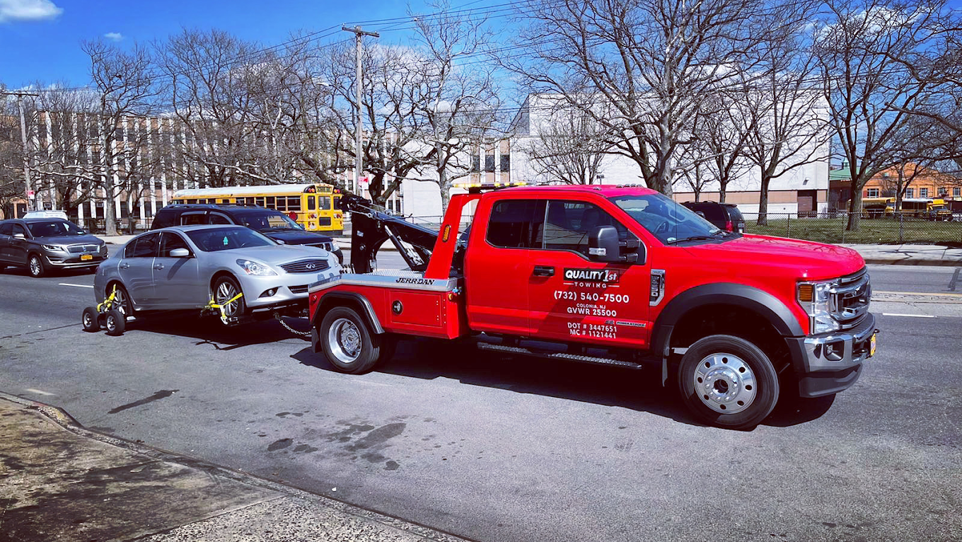 Quality 1st Towing photo 2