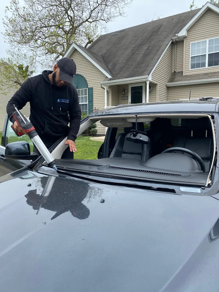 Master Auto Glass photo 3