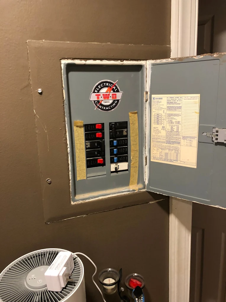 TWO Electrical Contracting photo 3