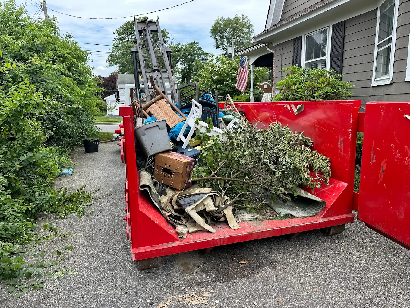 Junk Chief photo 3