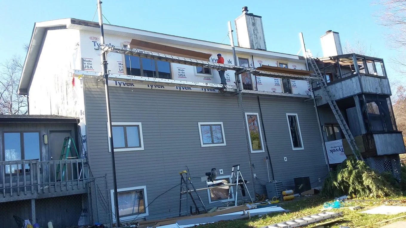 Roofing/Decks service