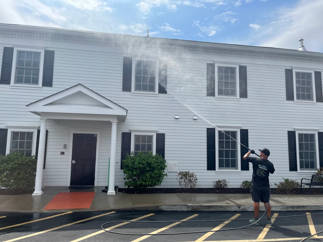 Hudson Valley Powerwashing LLC photo 1